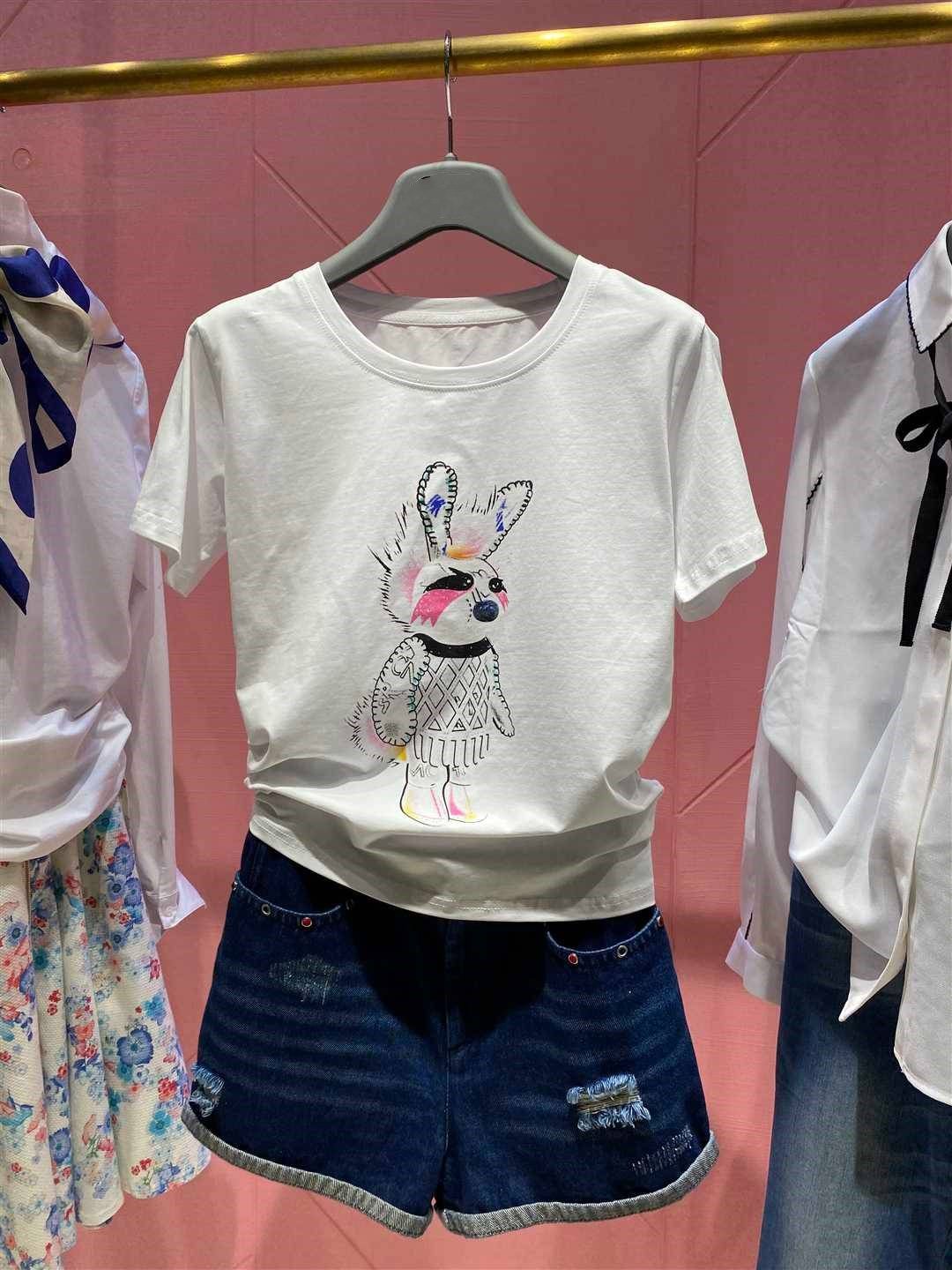 阿玛施官网旗舰店专柜正品2020 t恤 范芙熙T恤