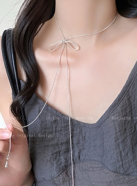 蝴蝶结吊坠抽拉项链女款韩系长款装饰毛衣链银色项链配饰女小众潮
