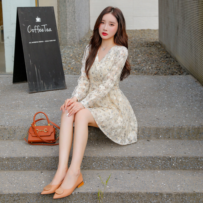 洋气长袖碎花150矮小个子连衣裙 夏木奈奈连衣裙