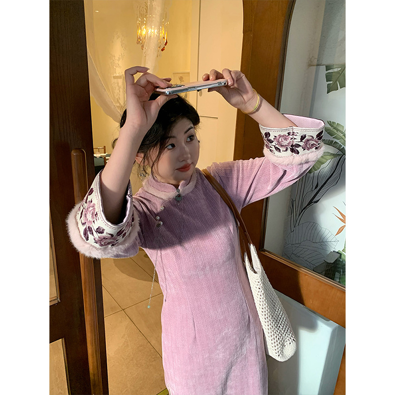 暖暖向紫《星落成糖》复古国风日常旗袍新中式秋冬长袖连衣裙女 - 图0