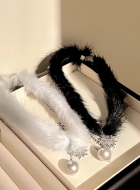 秋冬毛绒绒雪花颈链女珍珠项链新款2025爆款高级感锁骨链项饰