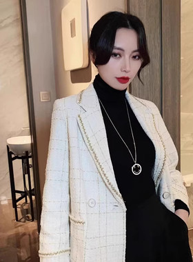 笑脸项链女秋冬毛衣链长款百搭简约吊坠2026新款潮网红链子配饰