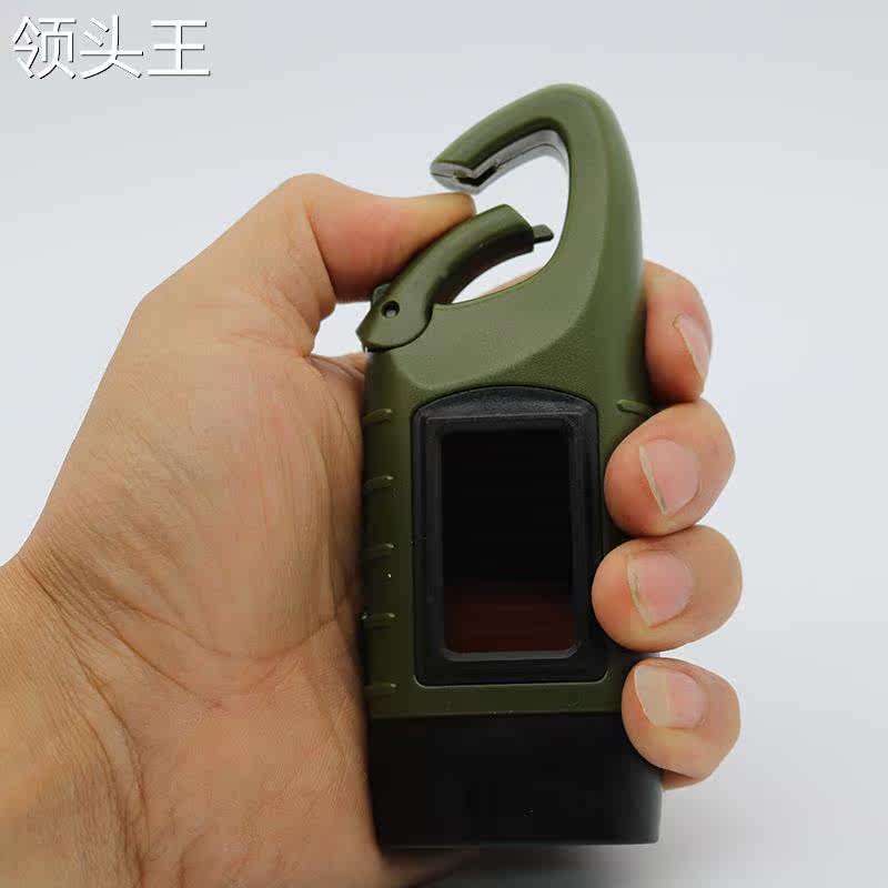  御坭斯照明电筒