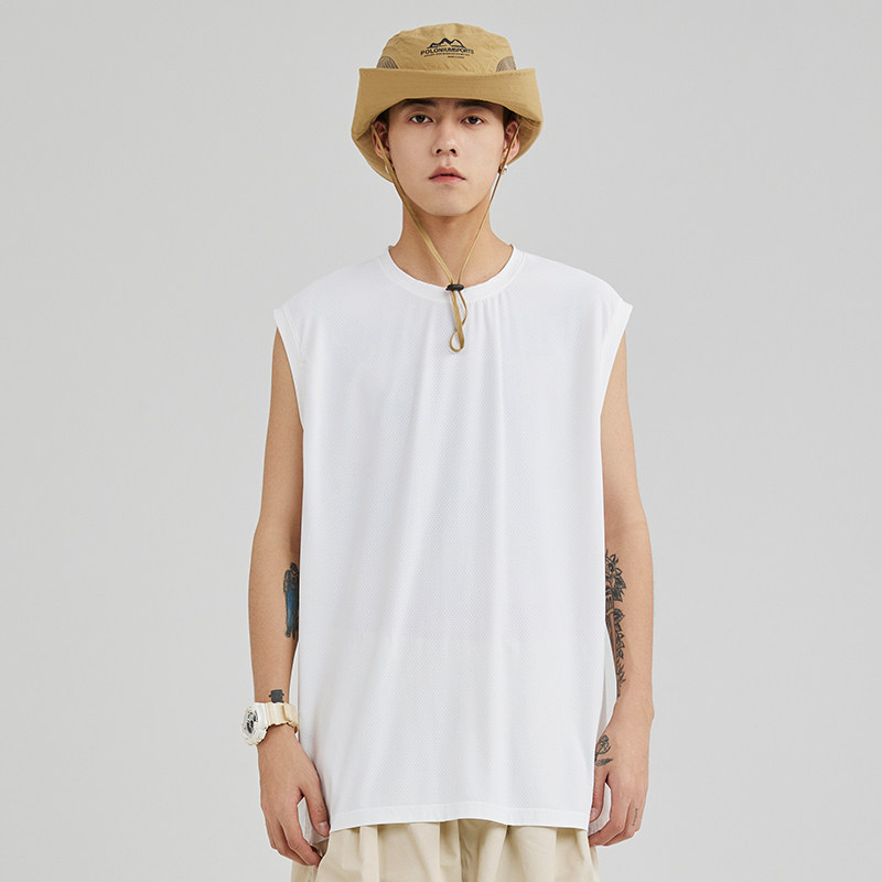  真维斯outlets店T恤