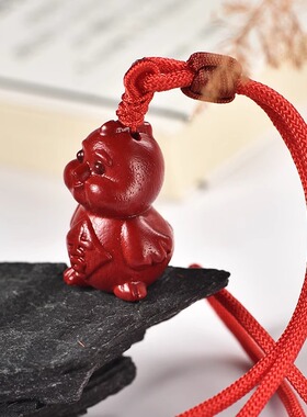 红色木头雕刻小鸡吊坠红木实木十二生肖木质木小鸡吉祥物木制挂件