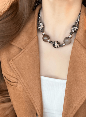 秋冬咖色美拉德豹纹丝巾项链