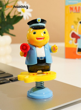 电动车头盔摩托车奶龙职业摇摇乐摆件车载办公室桌面布置装饰外卖