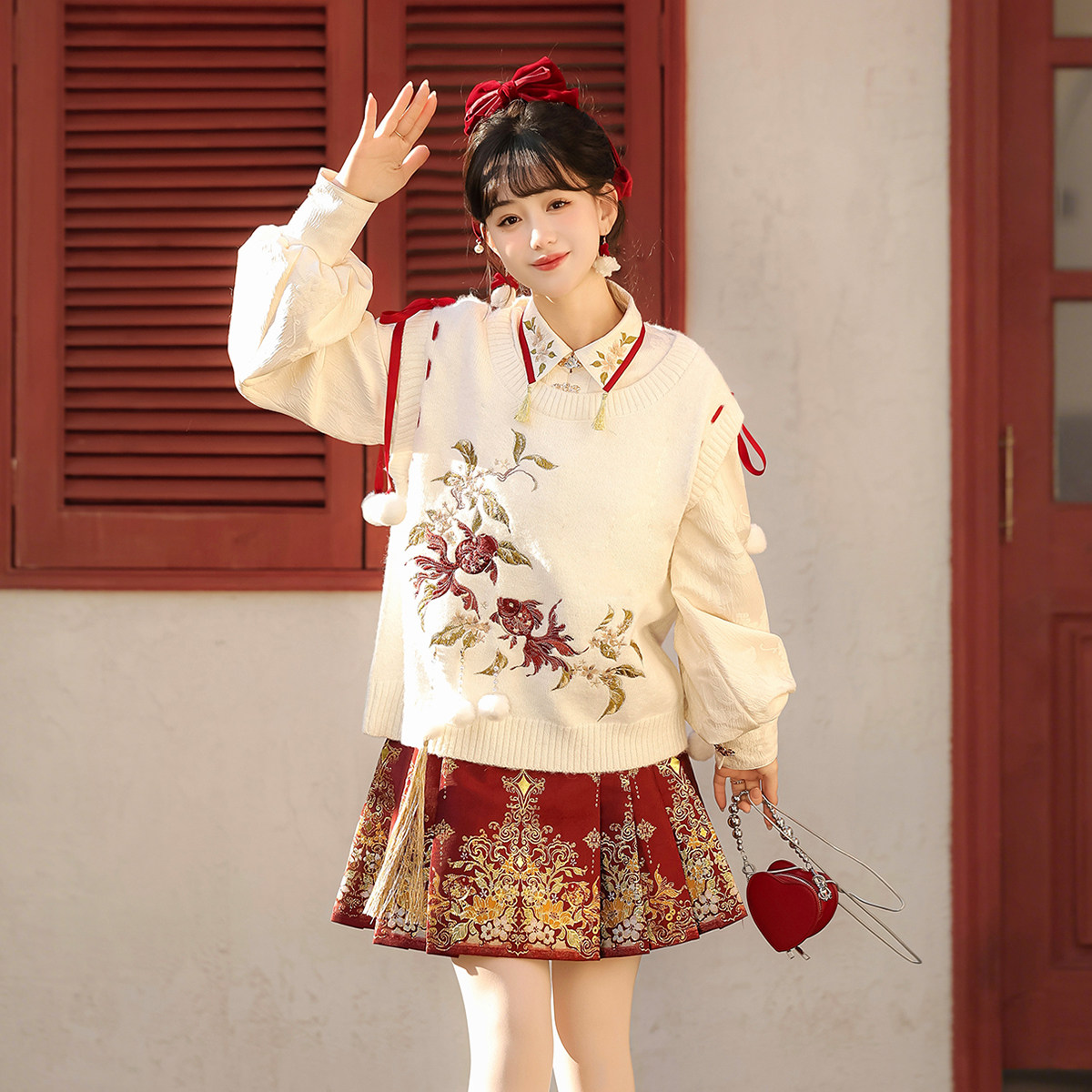 设计师的礼物原创与鱼汉服女汉元素新中式日常拜年服新年战袍套装,淘宝优惠券,粉丝福利购,淘宝优惠卷