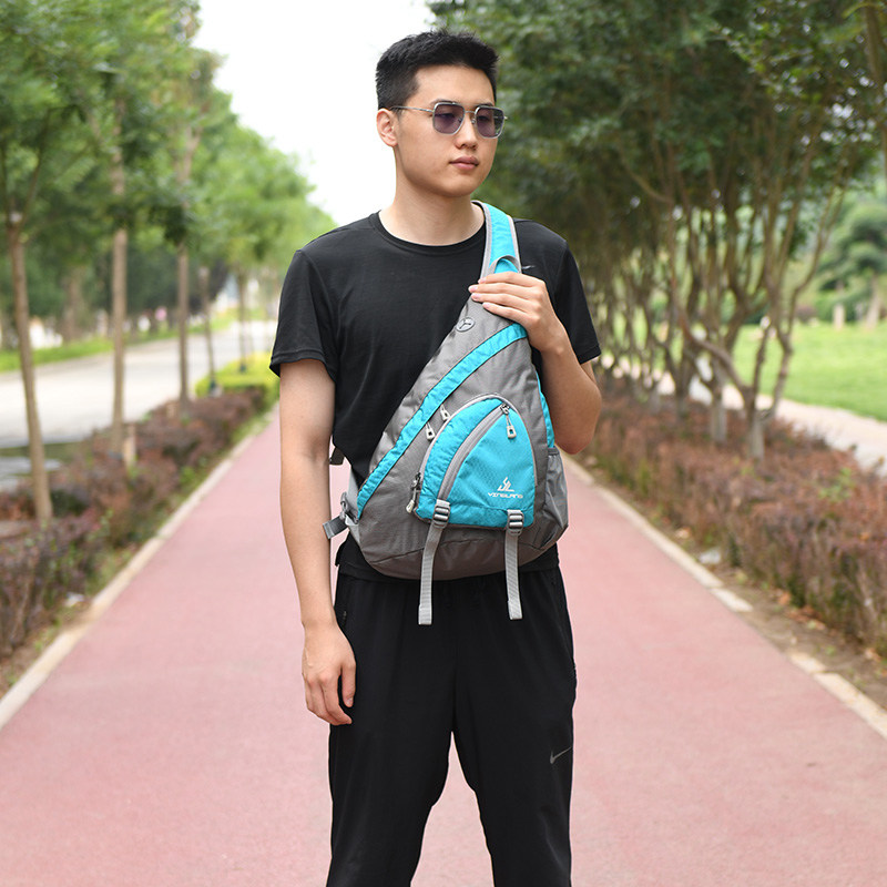 探路虎户外大容量男包女休闲斜挎包 探路虎箱包胸包