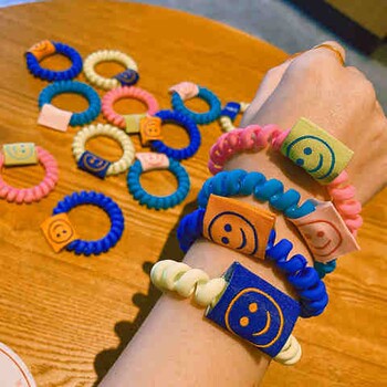 Super hot candy-colored phone cord hair ring internet celebrity smiley face hair accessory girl simple headband Korean version fluorescent hair w9