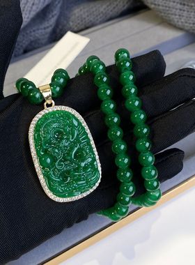 祖母绿高级项链女长款简约百搭毛衣链小众设计高级感吊坠合金配饰