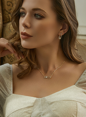 Aay项链轻奢2022年新款纯银