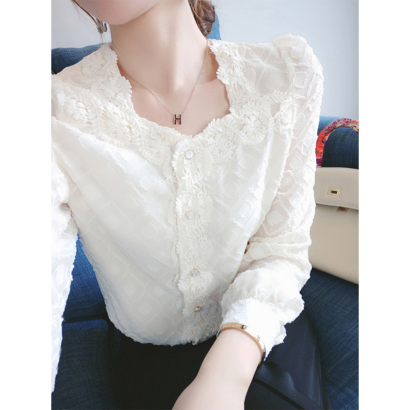 尚维洛2020秋季新款方领蕾丝打底衫 尚维洛蕾丝衫/雪纺衫