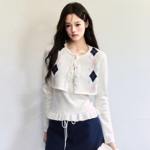 fragileheart易碎商店·几何雪迹 韩系简约修身菱格开衫吊带套装 - 图1
