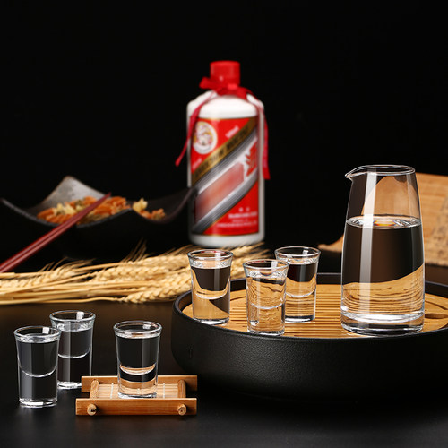 青苹果白酒杯家用玻璃烈酒杯6只12子弹杯小酒盅一口杯分酒器套装 - 图3