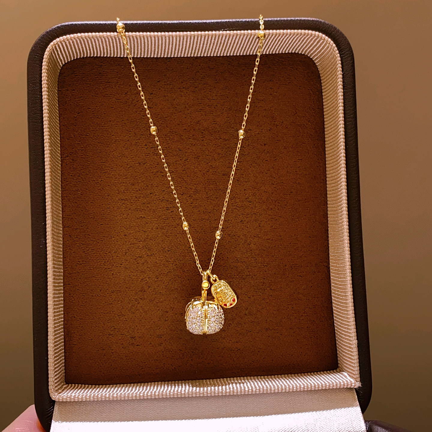 金色满钻柿柿如意项链女2025新款轻奢高级感气质大气毛衣链配饰品,淘宝优惠券,粉丝福利购,淘宝优惠卷