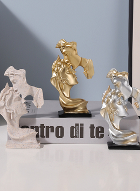 一吻定情摆件酒柜电视柜装饰摆件