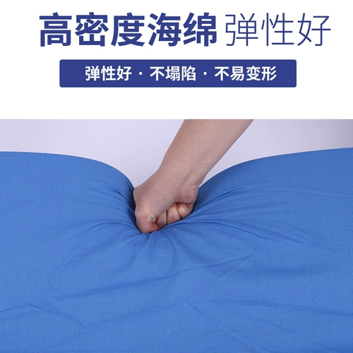 Медицинские анти -квалочные старики перевернут и поставляются сестринским уходом, обратно, подушка, подушка, парализованная кроватя