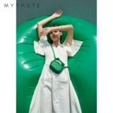 Диван, маленькая небольшая сумка, наушники, сумка для техники, помада, милая сумка через плечо, из натуральной кожи