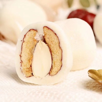 新疆奶枣夹巴旦木夹心无核独立包装500克休闲零食Z