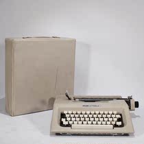 Yao Lankaku] Western antique old lover Olivetti Machinery English typewriter function Ok Industrial Wind