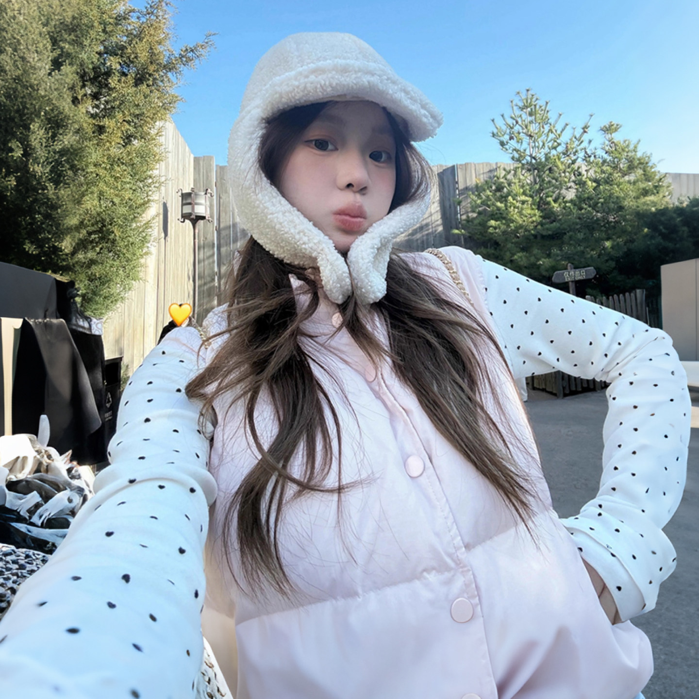 白鸭绒粉色羽绒马甲女款外穿2025秋冬新款小个子韩系保暖马夹外套,淘宝优惠券,粉丝福利购,淘宝优惠卷