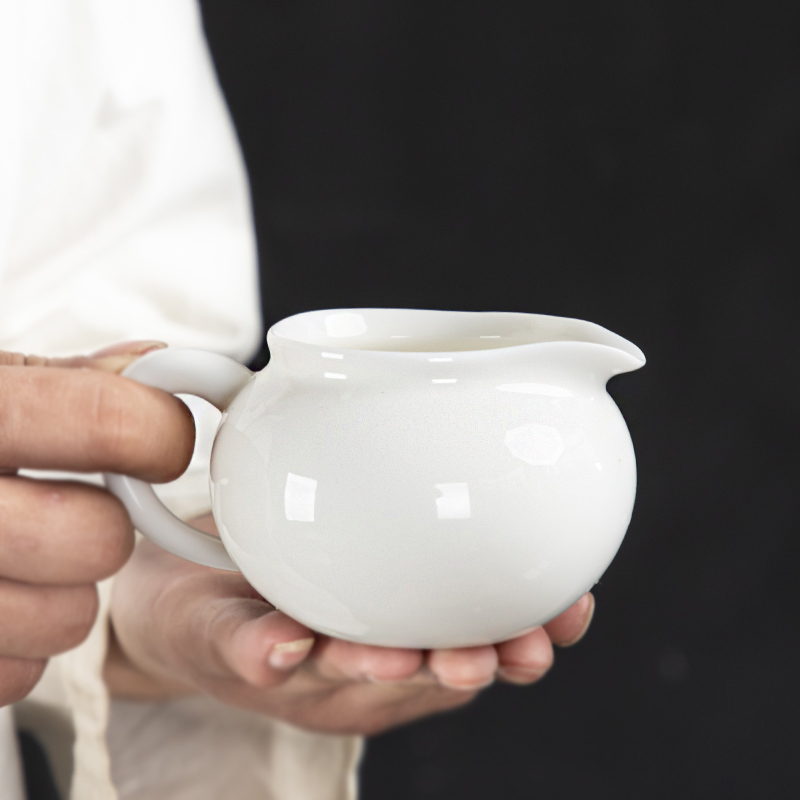 德化羊脂玉白瓷公道杯陶瓷大号茶海分茶器功夫茶具配件匀杯分茶器-图1