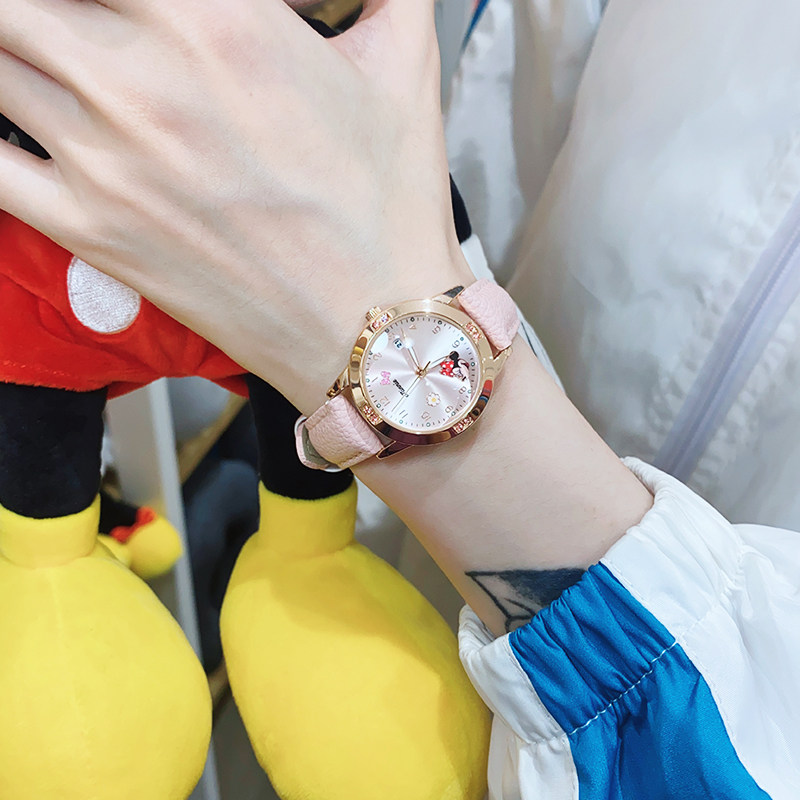 时尚潮流夜光ins风气质 范美国产腕表