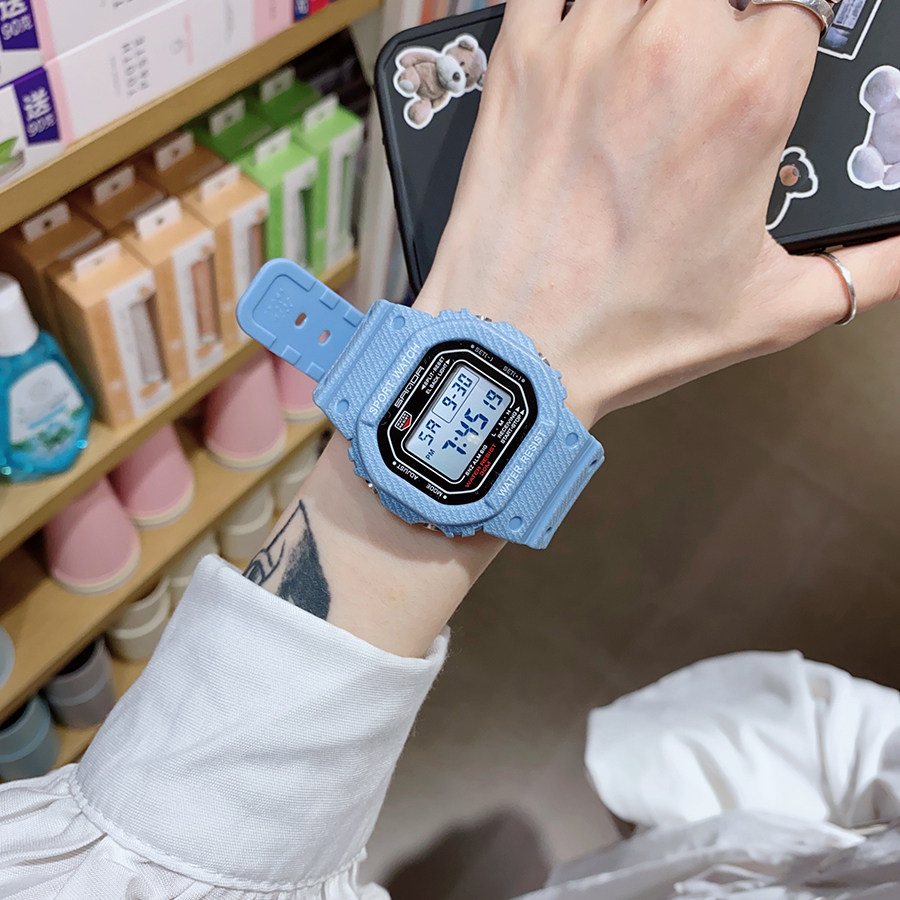 小方块电子女初高中学生潮流风手表 范美国产腕表