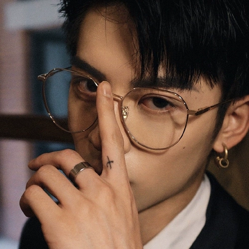 Красивые очки прилив мужская анти -легочная легкая лучевая радиационная плоскость плоской легкой свети