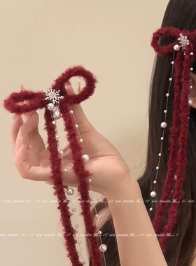 圣诞红色毛线蝴蝶结雪花流苏发夹
