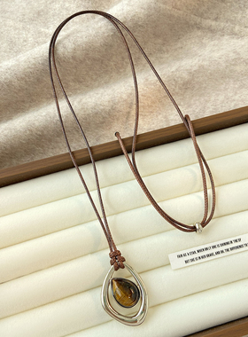 秋冬高级感百搭毛衣链项链女2025