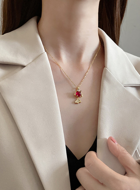 极速钛钢锦鲤项链k女轻奢小众2021年新款潮不掉色锁骨链秋冬喜庆