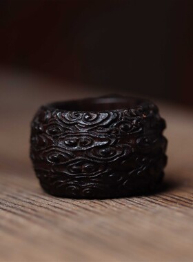 沉香木雕刻貔貅扳指环龙年款男士大戒指复古民族风手把件国潮木作