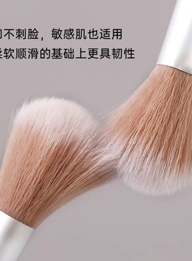 便携式腮红刷修容刷软毛化妆刷