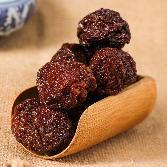 Naigan dried plums eaten by Yongtai people themselves