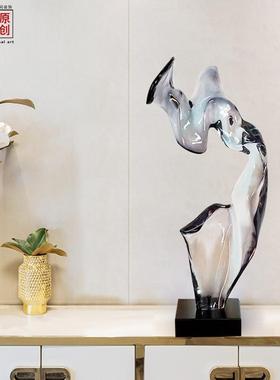 现代家居客厅桌面摆件简约透明雕塑艺术品酒店软装配饰电视柜装饰