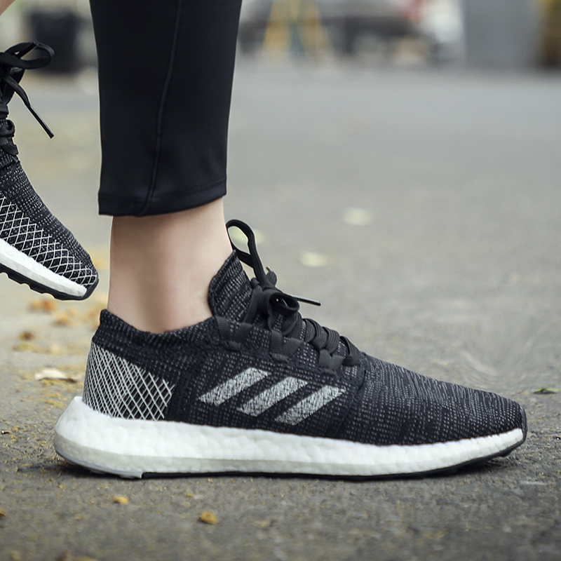 阿迪达斯跑步鞋女鞋Pureboost2020秋季新款潮流休闲运动鞋B75822-图0