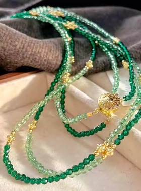 超细祖母绿色小米珠项链小众设计款轻奢高级感人造水晶毛衣链女