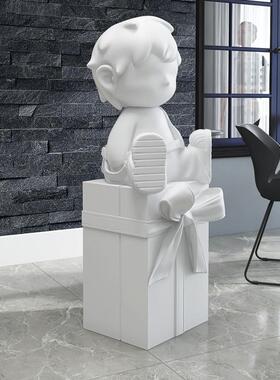 男孩公仔大型客厅落地摆件家居饰品电视柜旁边软装乔迁新居礼品