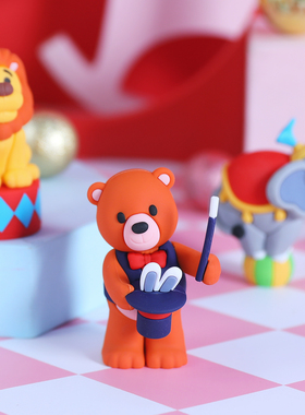 卡通小丑狮子大象海狮小熊玩偶