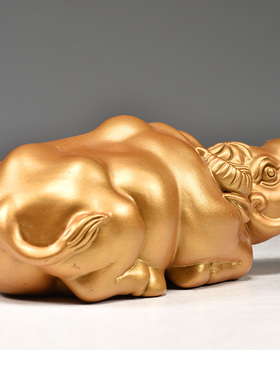 金色木质牛摆件木雕水牛生肖牛木牛家居客厅办公室装饰送礼工艺品