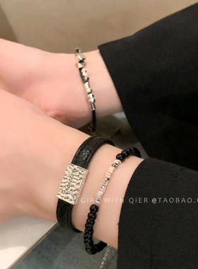 2023新款黑色字母皮绳手链