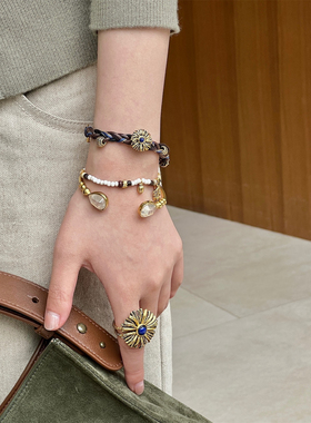 MONSECRET 纽扣棕榈皮革手环彩线手绳串珠手链高级感复古叠戴