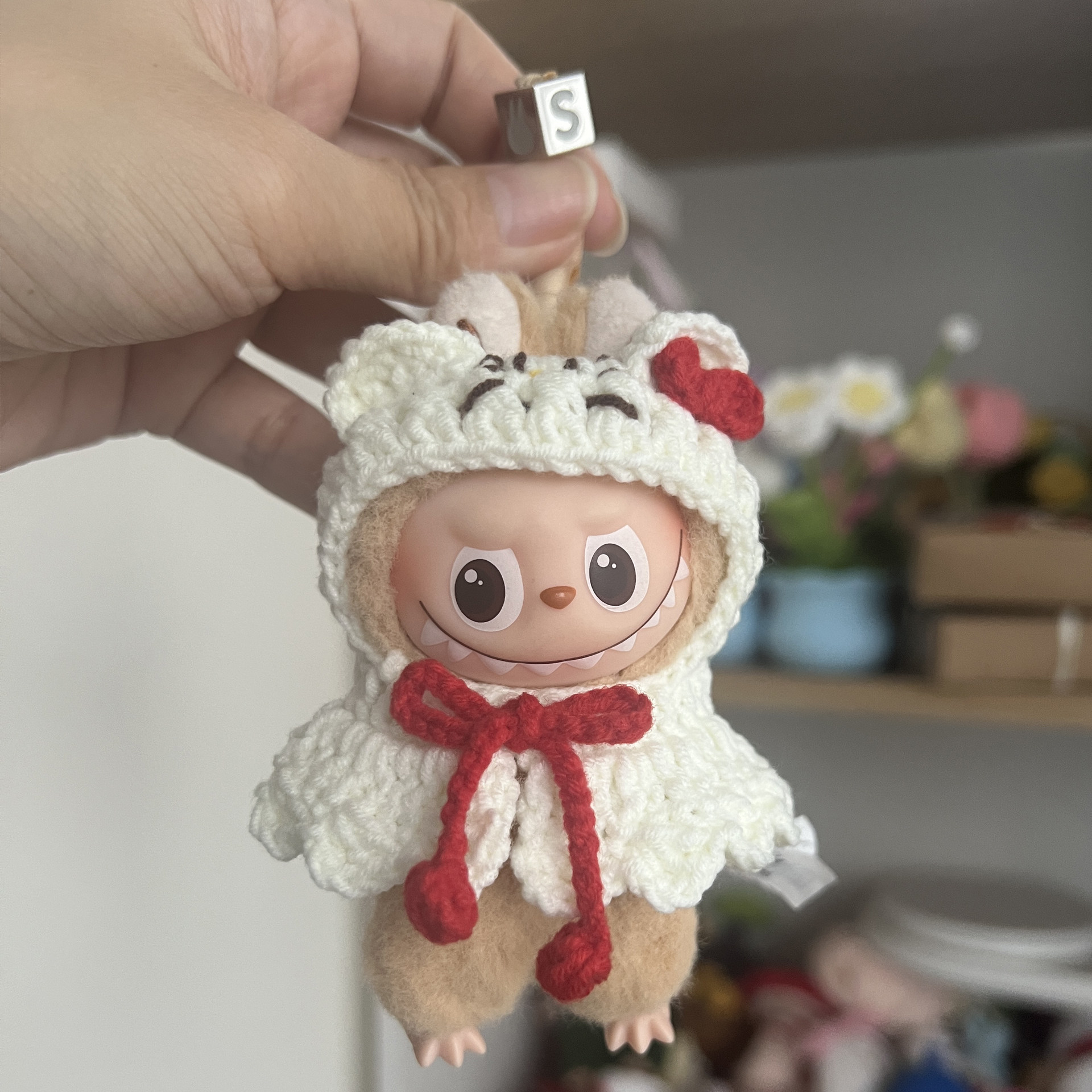 泡泡玛特四代Labubu拉布布kitty披风套装材料包钩针材料包迷你款,淘宝优惠券,粉丝福利购,淘宝优惠卷