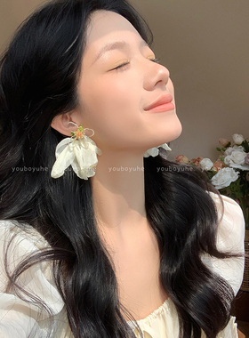 早春出游超仙水晶雪纺花朵耳环女