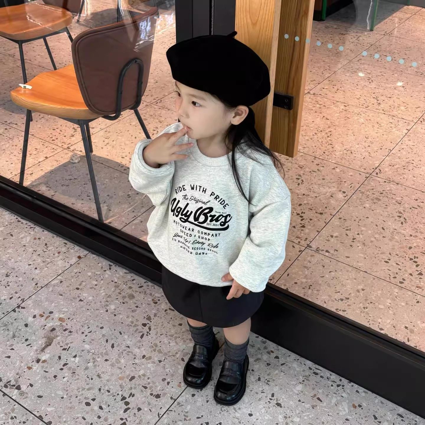 秋冬季儿童装韩系洋气字母印花圆领卫衣男女童时髦休闲百搭套头衫,淘宝优惠券,粉丝福利购,淘宝优惠卷