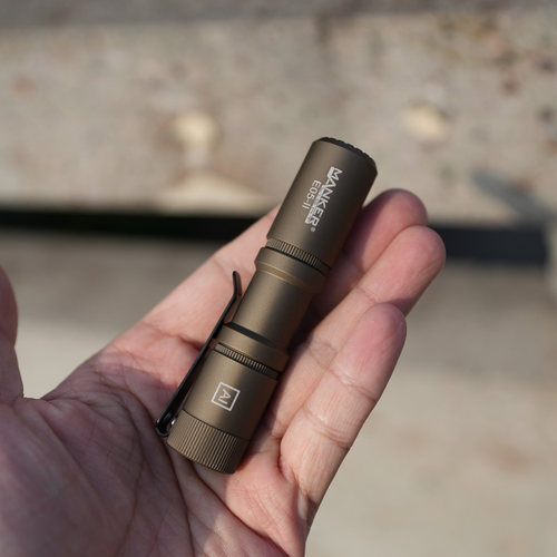 Mankerlight漫客E05-II二代高性能1300流明迷你便携随身EDC手电筒 - 图0