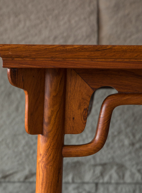 二十世纪黄花梨一腿三牙高罗锅枨八仙桌中式黄花梨家具收藏方桌