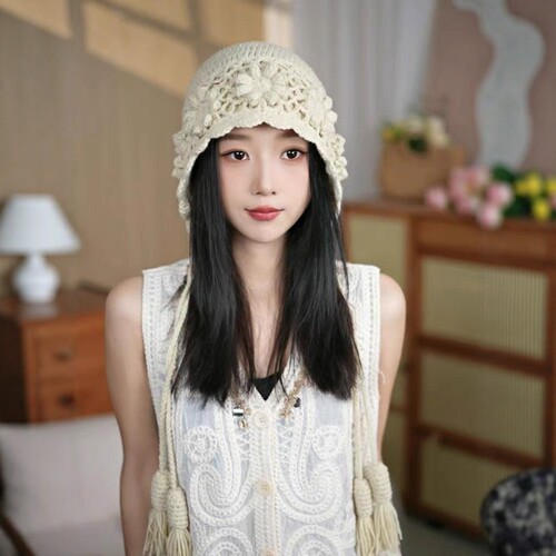 川西旅游手工钩花红色流苏帽子女秋冬季双层保暖显脸小毛线针织帽 - 图1